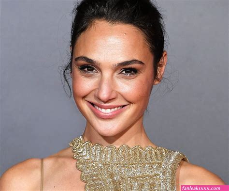 gal gadot xxx|'Gal Gadot’' Search .